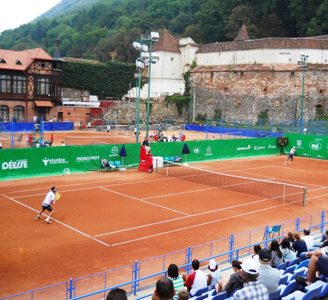 Hanescu si Ungur, in sferturile de finala la Brasov Challenger